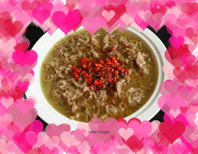 Fatty beef in sour soup