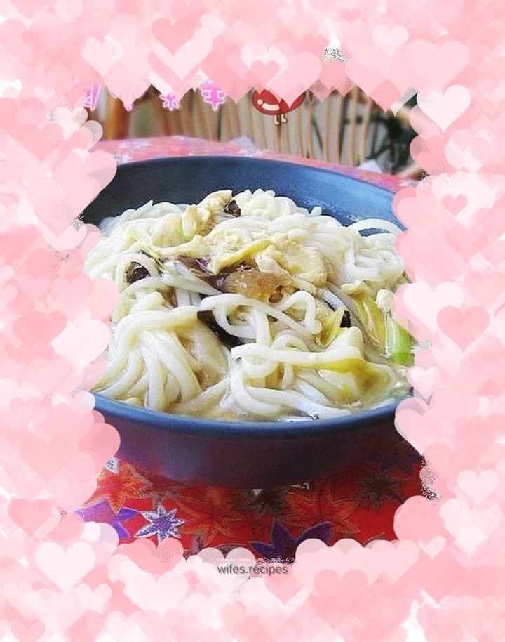 Daylily Clam Soup Braised Noodles