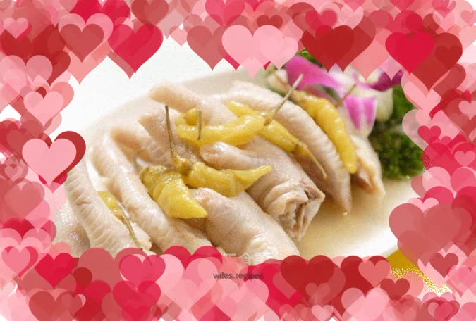 Pickled pepper chicken feet