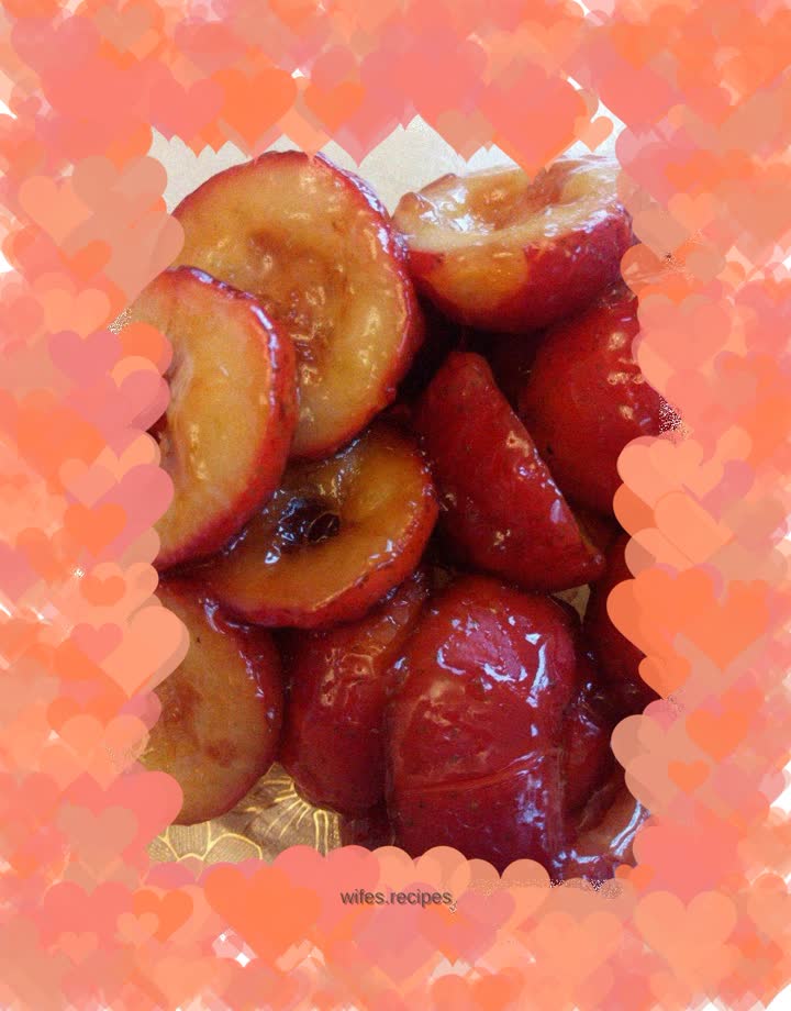 Stir-fried red fruits with sugar
