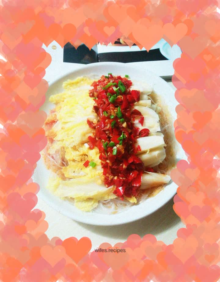 Steamed Vermicelli with Chopped Pepper, Baby Cabbage