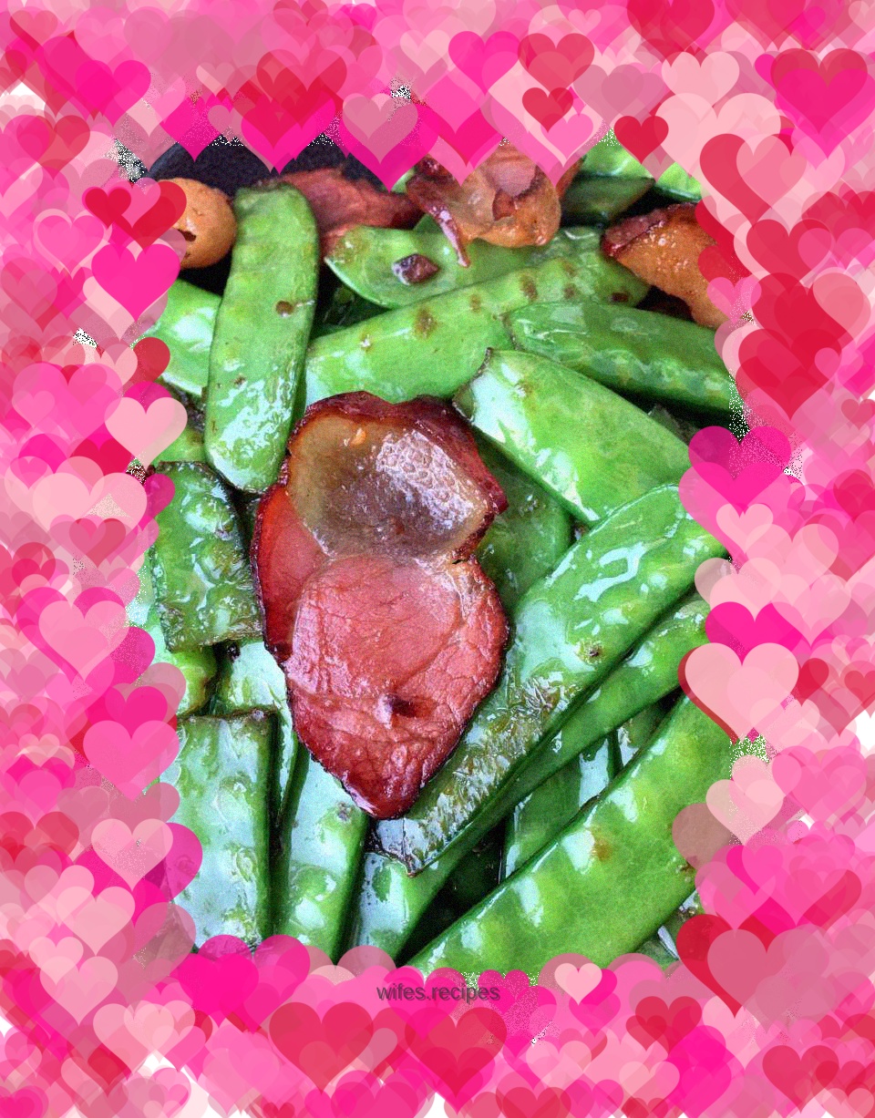 Stir-fried snow peas with bacon