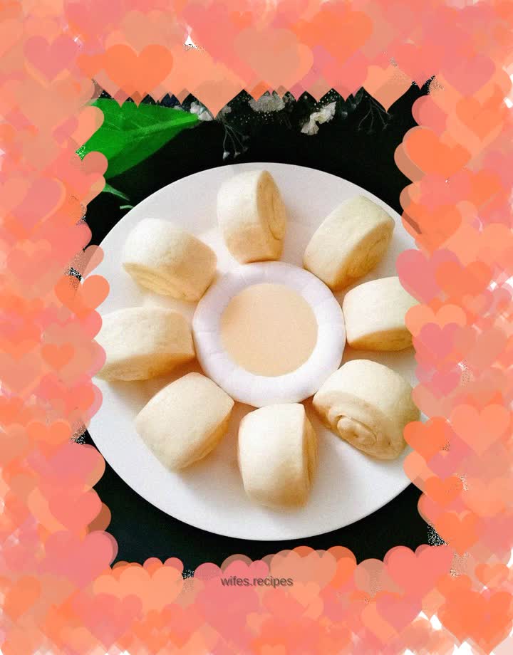Condensed milk steamed buns