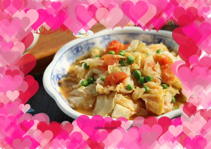 Stir-fried cabbage with green beans and tomatoes