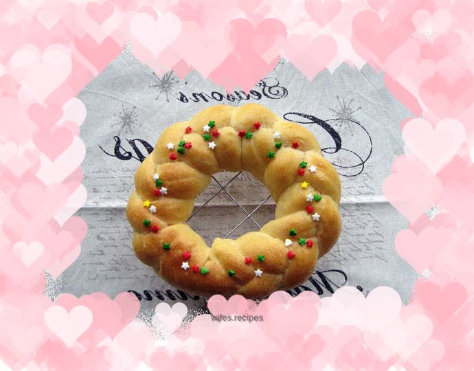 Colorful sugar granules