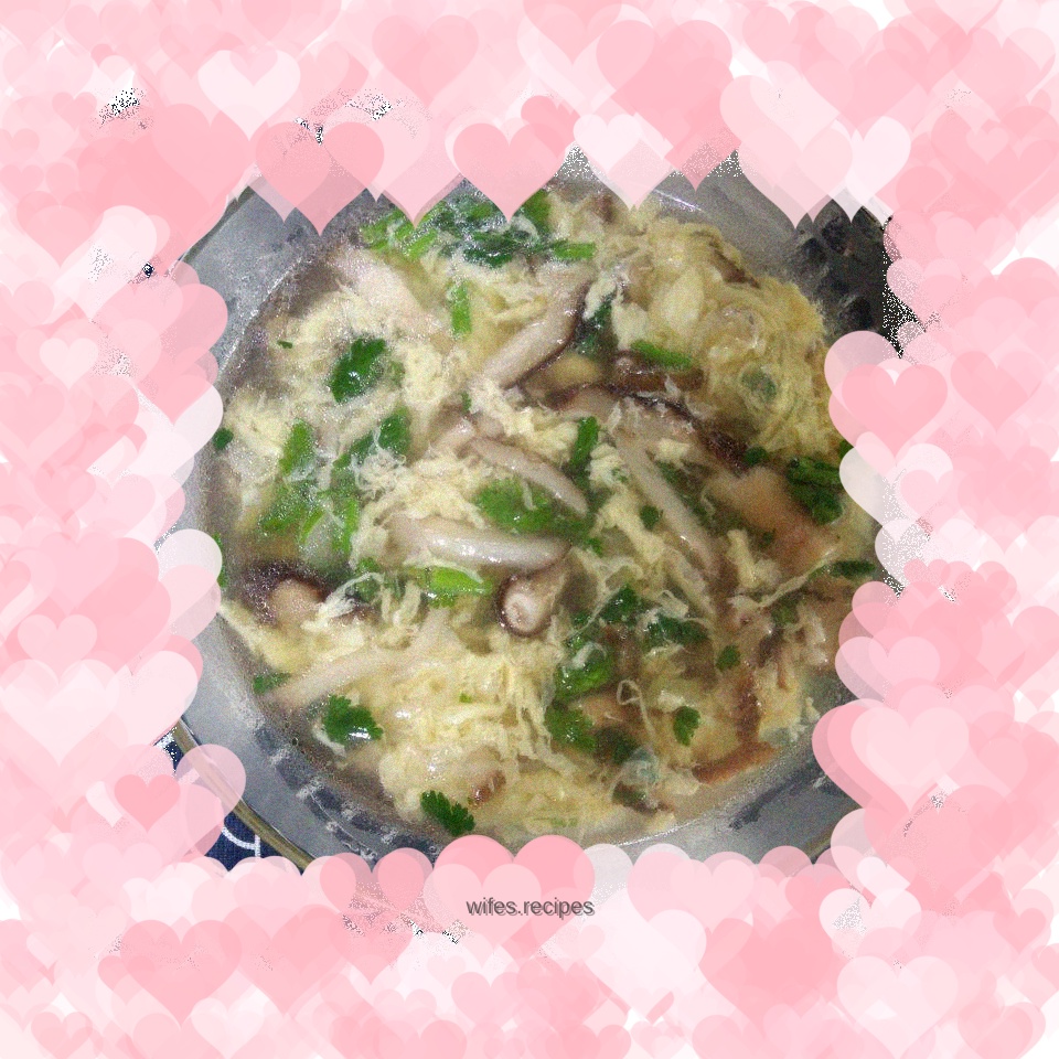 Mushroom, Vermicelli and Egg Soup