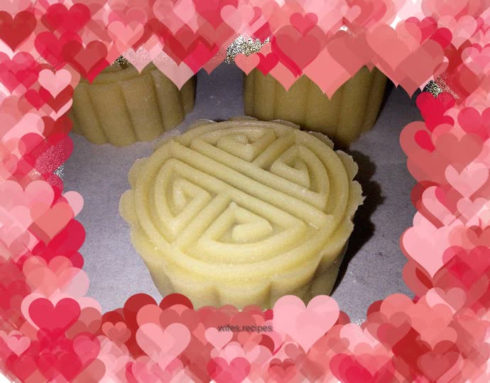 Red bean paste and egg yolk mooncakes