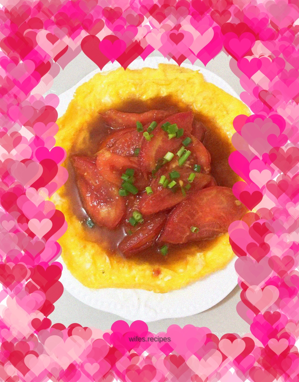 Scrambled eggs with tomatoes