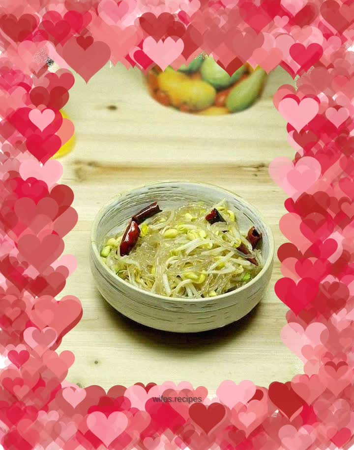 Fried Soybean Sprouts Noodles