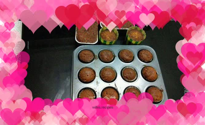 Condensed milk honeycomb cake