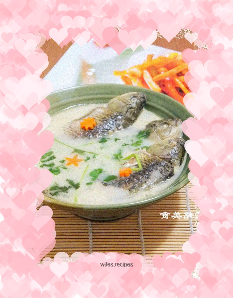 Crucian carp soup