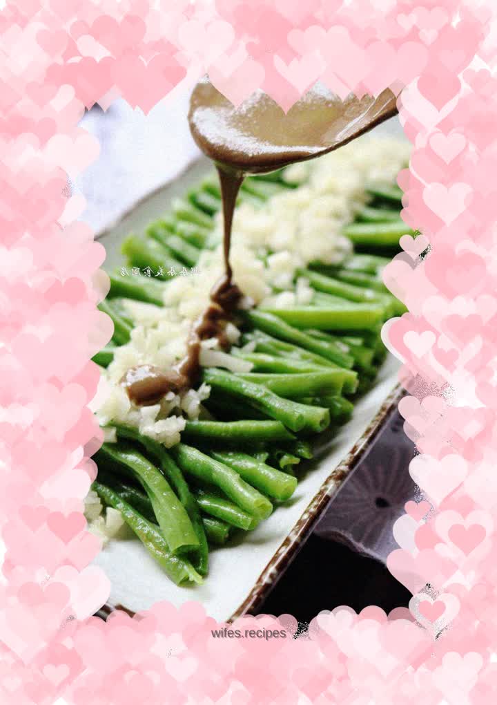 Cold sesame sauce beans