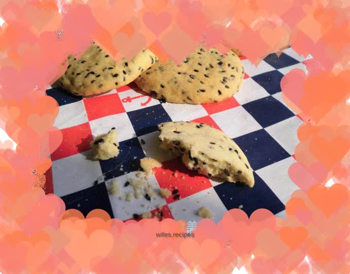 Black sesame peach cake