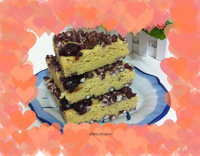 Cornmeal and bean dregs steamed cake