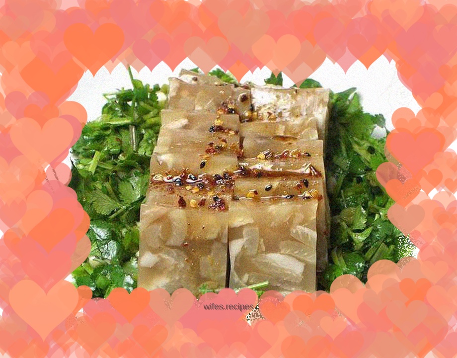 Coriander mixed with skin jelly