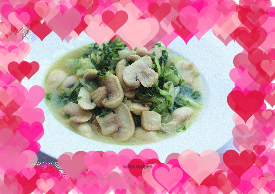 Stir-fried mushrooms with pickled cabbage