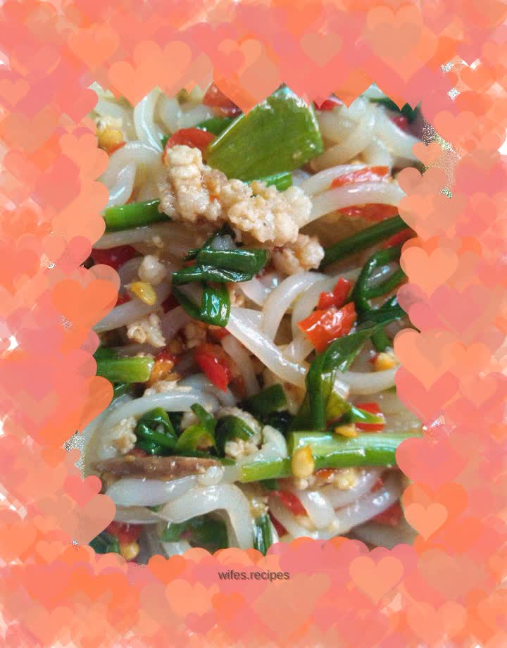 Wonderful Hot and Sour Noodles