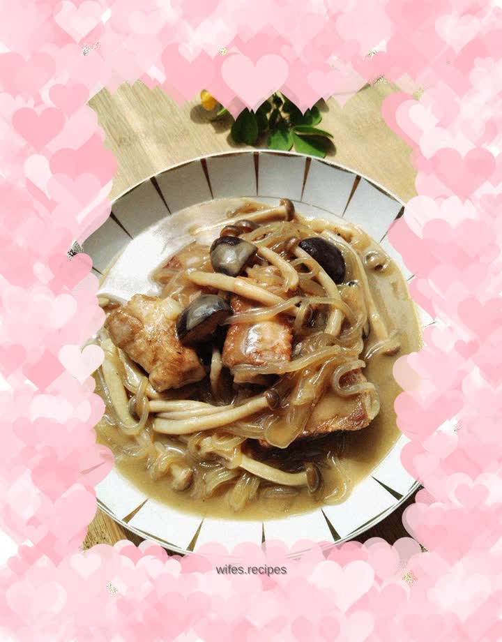 Braised Pork Ribs with Crab Flavored Mushroom Vermicelli