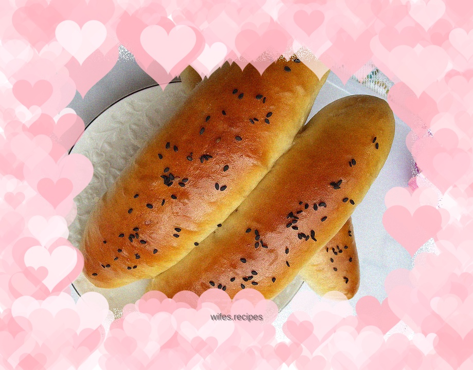 Black currant oatmeal bread