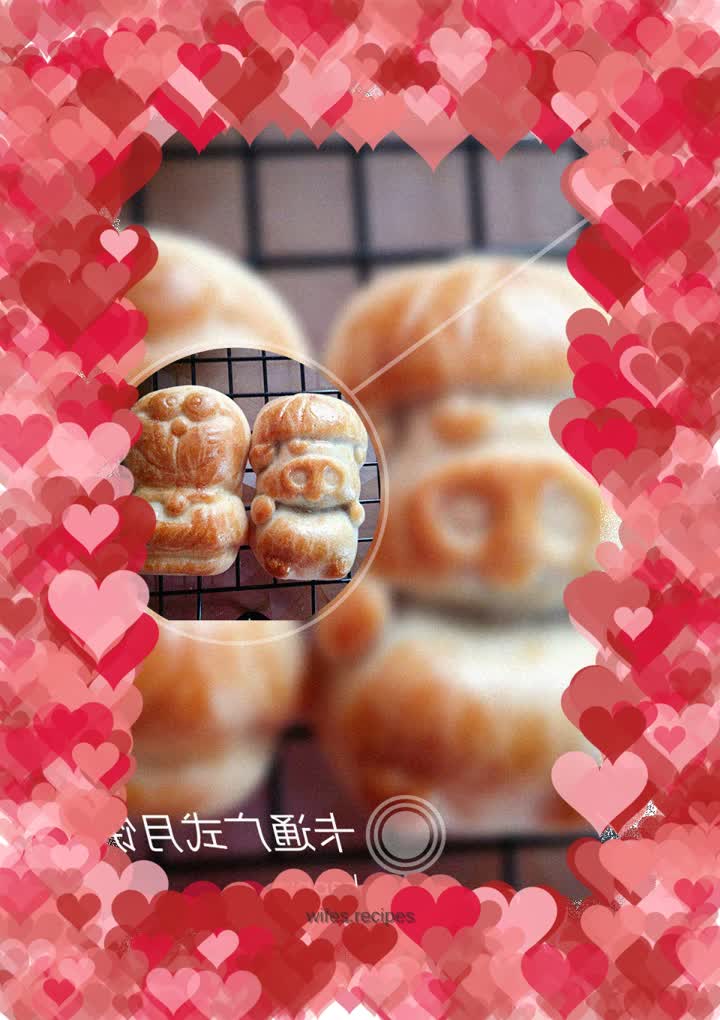 Cantonese style mooncakes