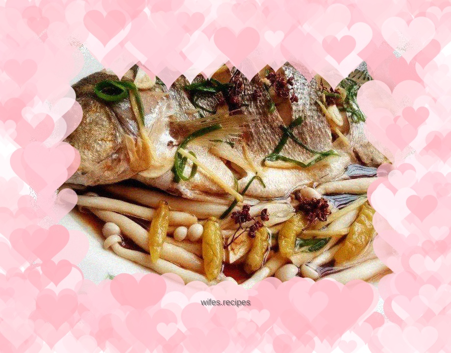 Seabass in Black Bean Sauce with Wild Pepper and Seafood Mushrooms