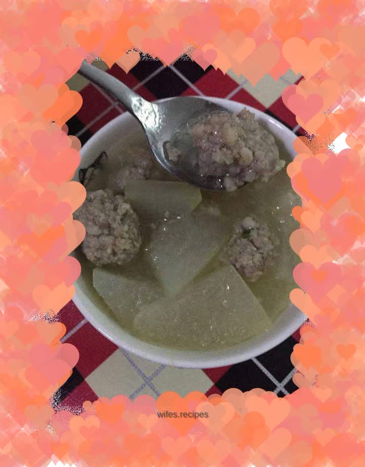 Pork meatballs and winter melon soup