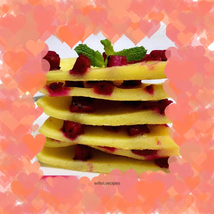 Dragon fruit egg pancake