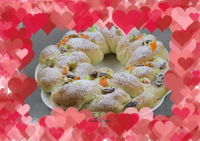 Christmas wreath bread