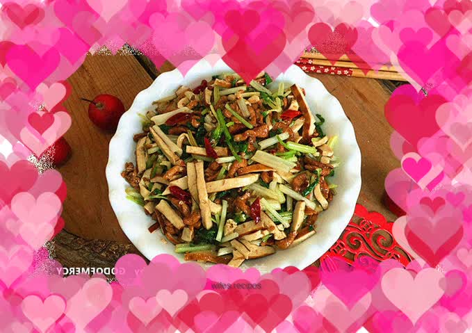The side dish to get rid of the "fat guy" is stir-fried pork with dried celery seeds