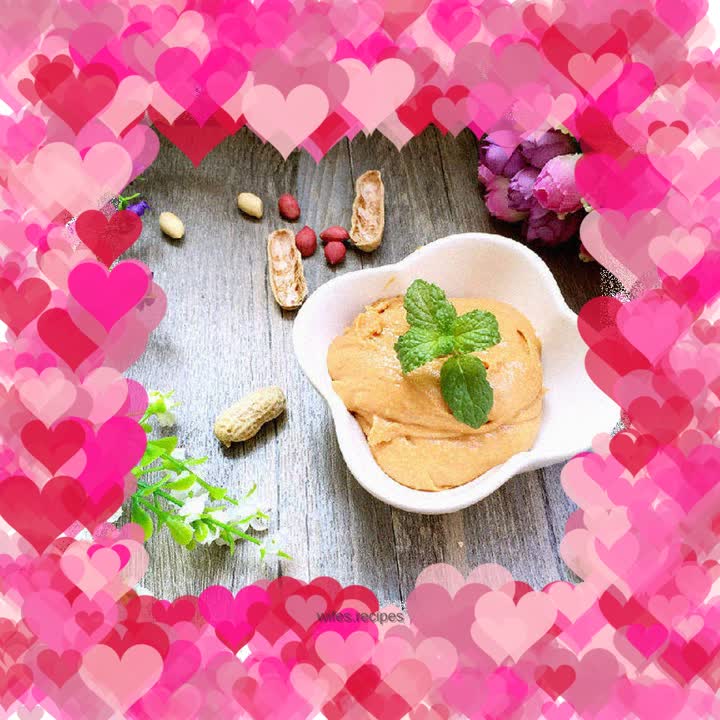 Homemade Peanut Butter