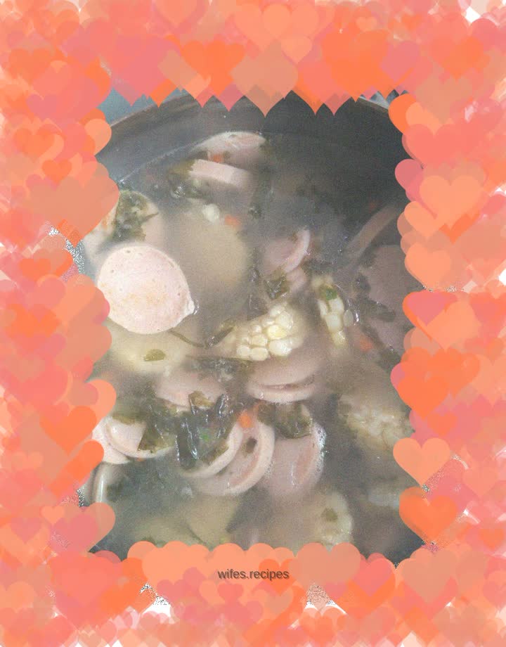 Corn and seaweed soup