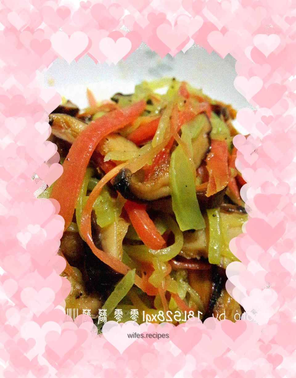 Vegetarian stir-fried three shredded shredded vegetables - vegetarian dishes are also delicious