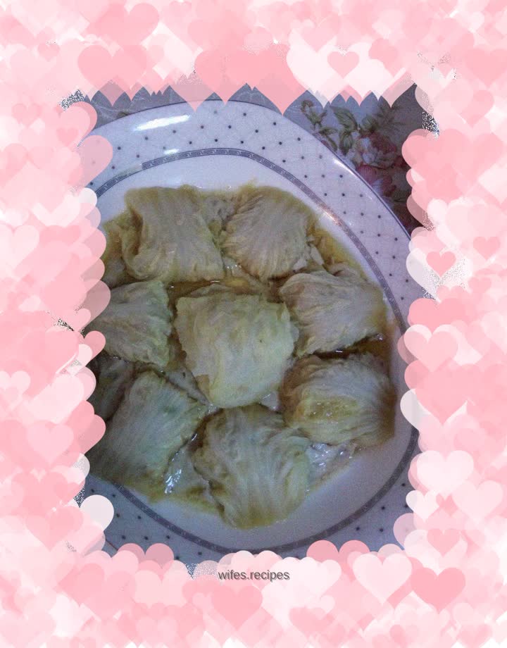 Steamed Pork Balls with Cabbage