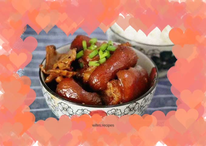 Braised Pork Trotters and Dried Bamboo Shoots