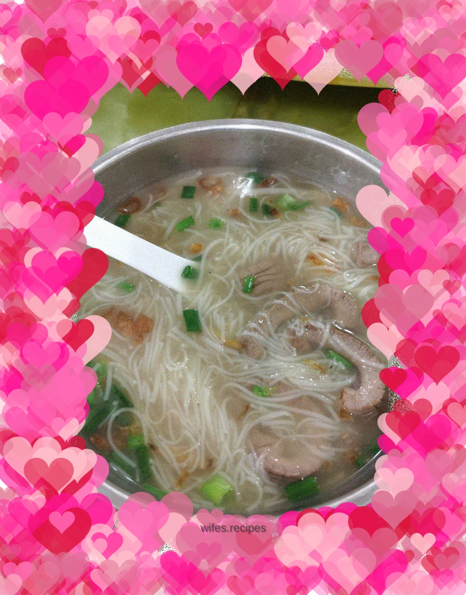 Waist pattern upper thread