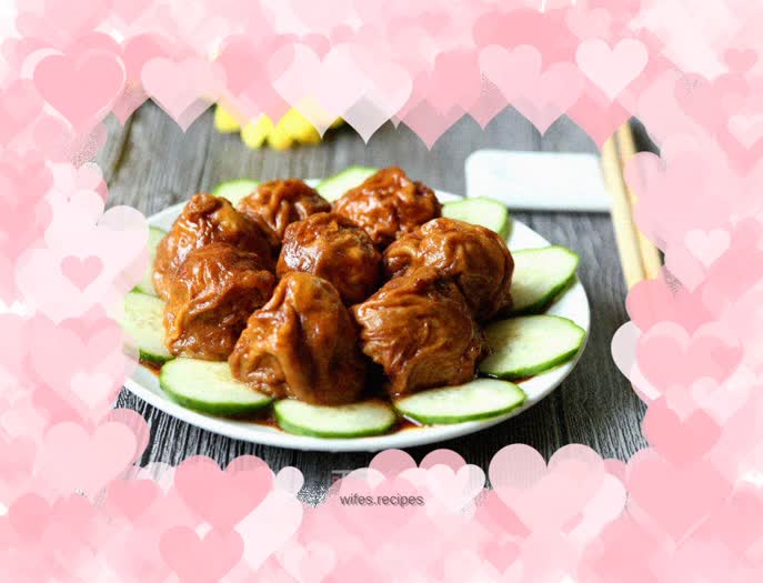 Oily gluten stuffed meat