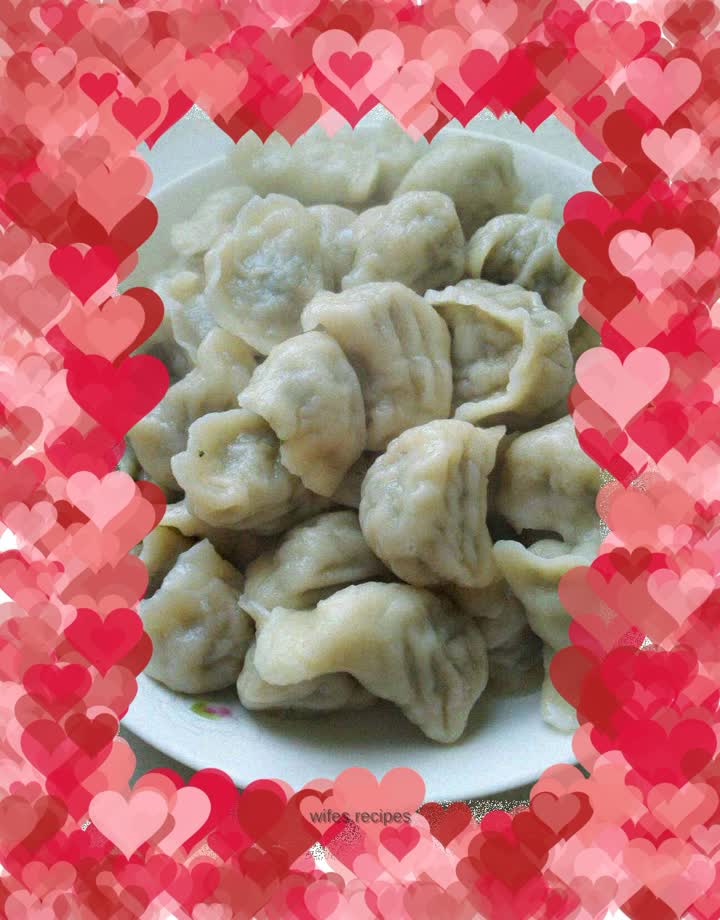 Dumplings stuffed with chives and pork