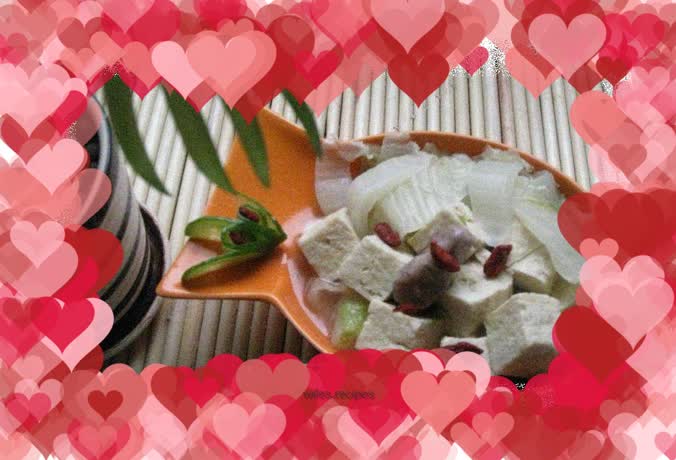 Frozen tofu stewed with cabbage