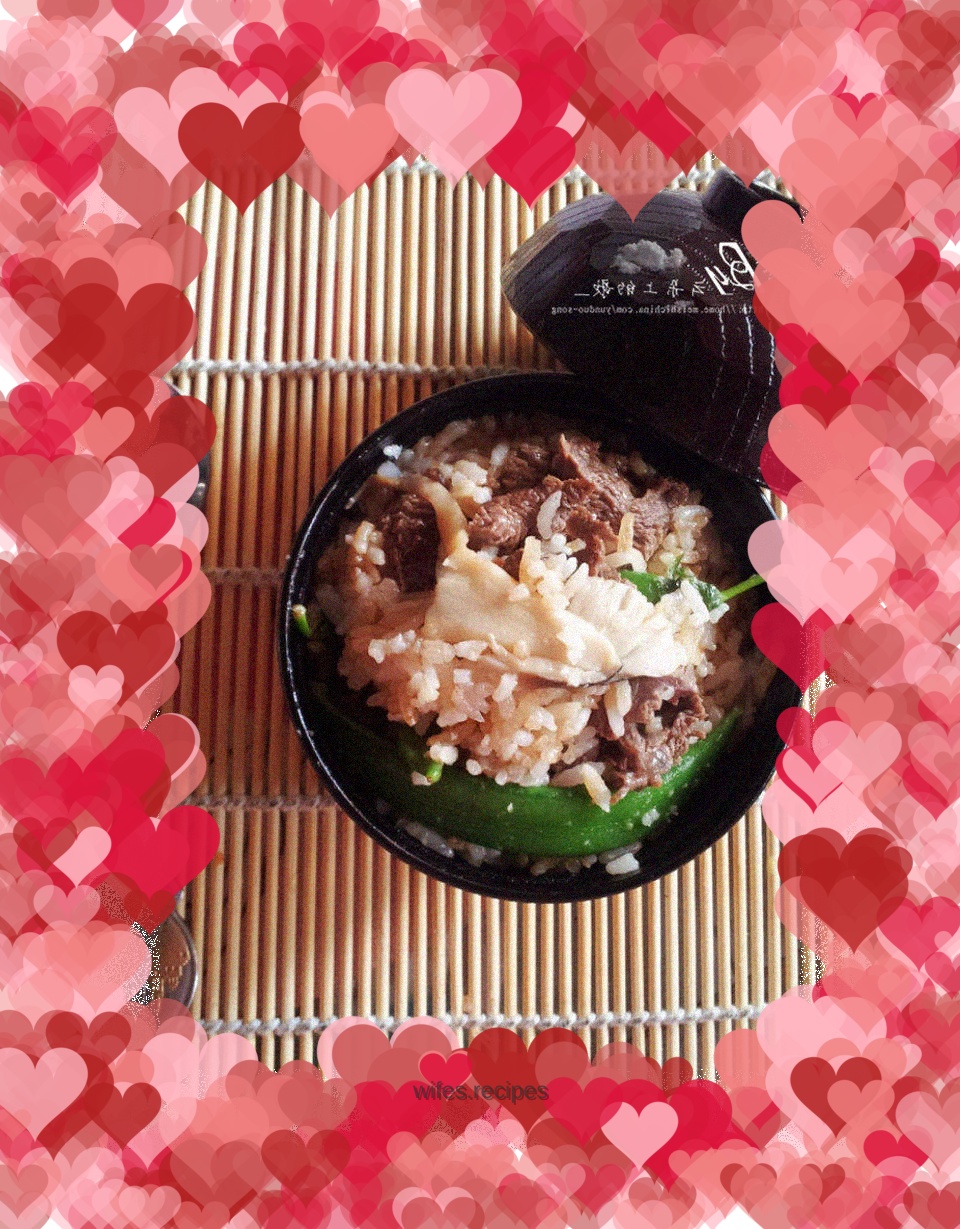 Delicious simple meal - Beef rice with mushrooms and vegetables