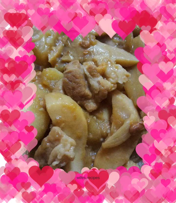 Sauce-flavored pork belly, king oyster mushroom and braised eggplant