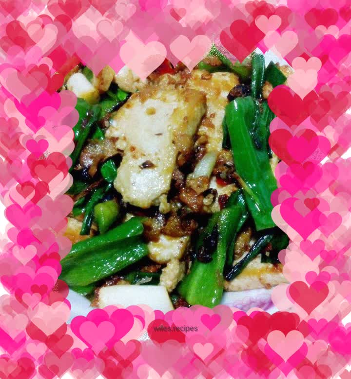 Fried tofu with green pepper