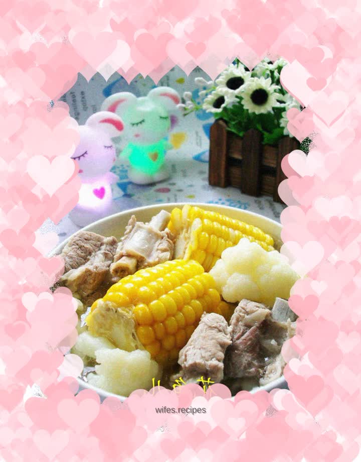 Cauliflower Sweet Corn Pork Ribs Soup