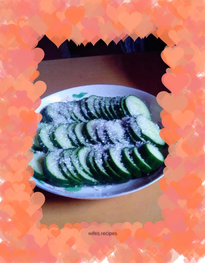 Super simple cold dish (frost-hanging cucumber)