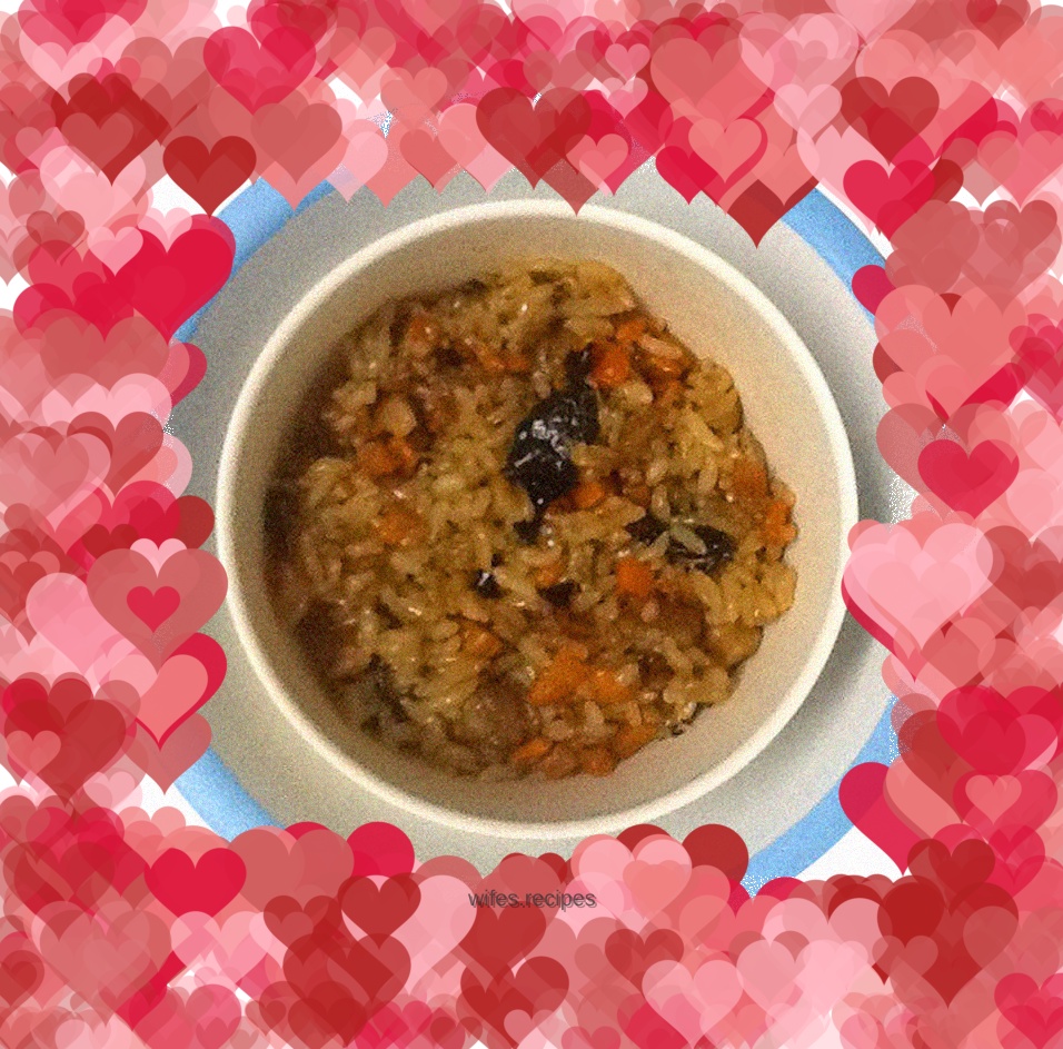 Super delicious carrot and fungus rice