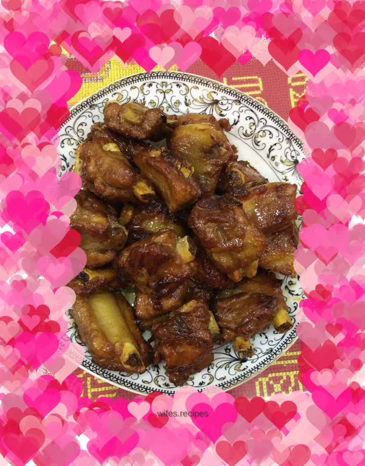Braised pork ribs