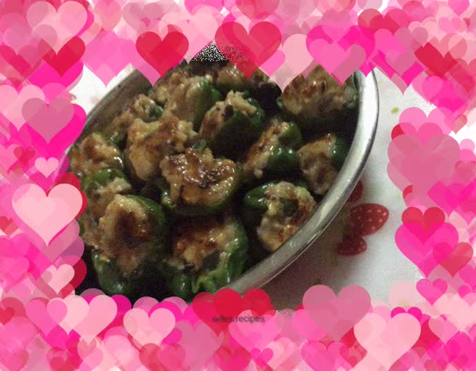 Pan-fried pepper and pork stuffing