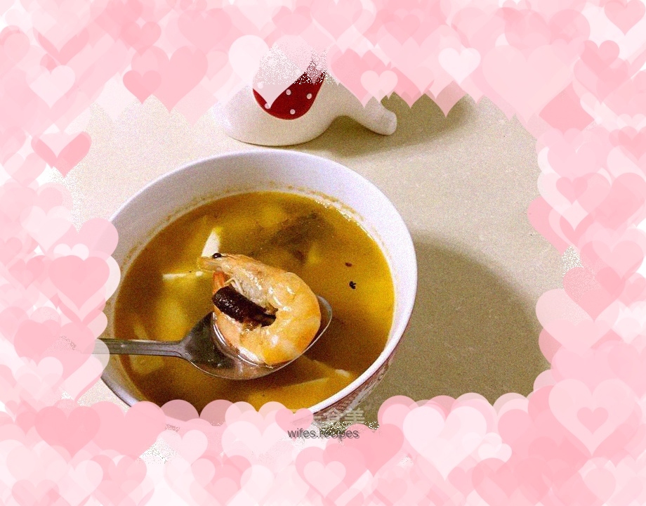 Shrimp and tofu soup