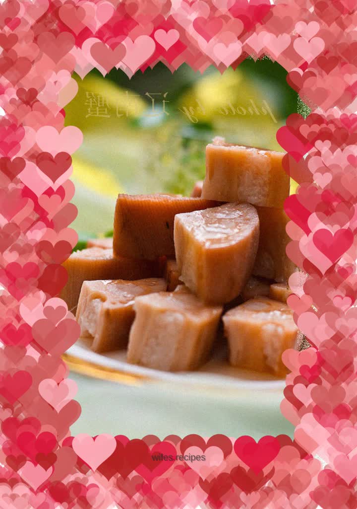 Glutinous rice and lotus root