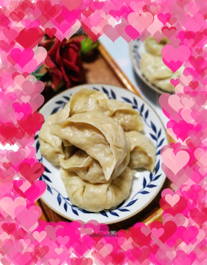 Hot Noodles with Cabbage and Pork Buns