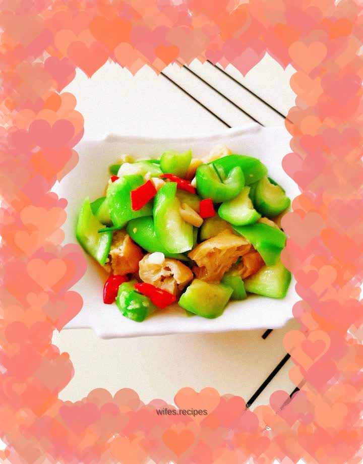 Stir-fried loofah fried dough sticks